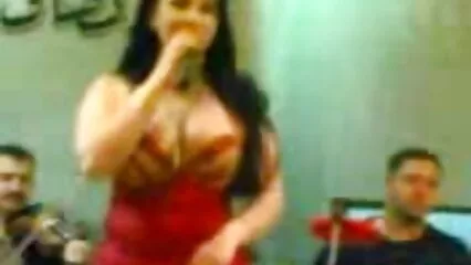 Scopata succosa e creampie nel culo grosso di una giovane mature porche tedesche ragazza. .