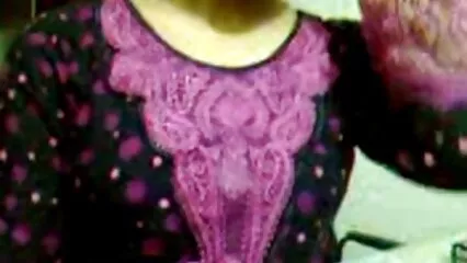 Ha reso il ragazzo nervoso per poi scopare con donne anziane troie passione. .