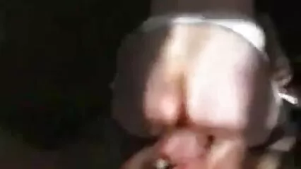 Sesso anale in primo piano con una ragazza paffuta e molto video mignotte insaponata. .